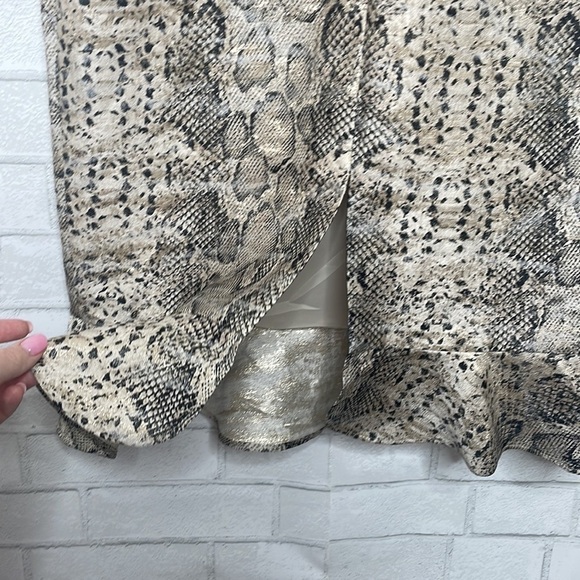 NWT Hutch Etta Ruffle Hem Pencil Print Dress - Picture 14 of 16